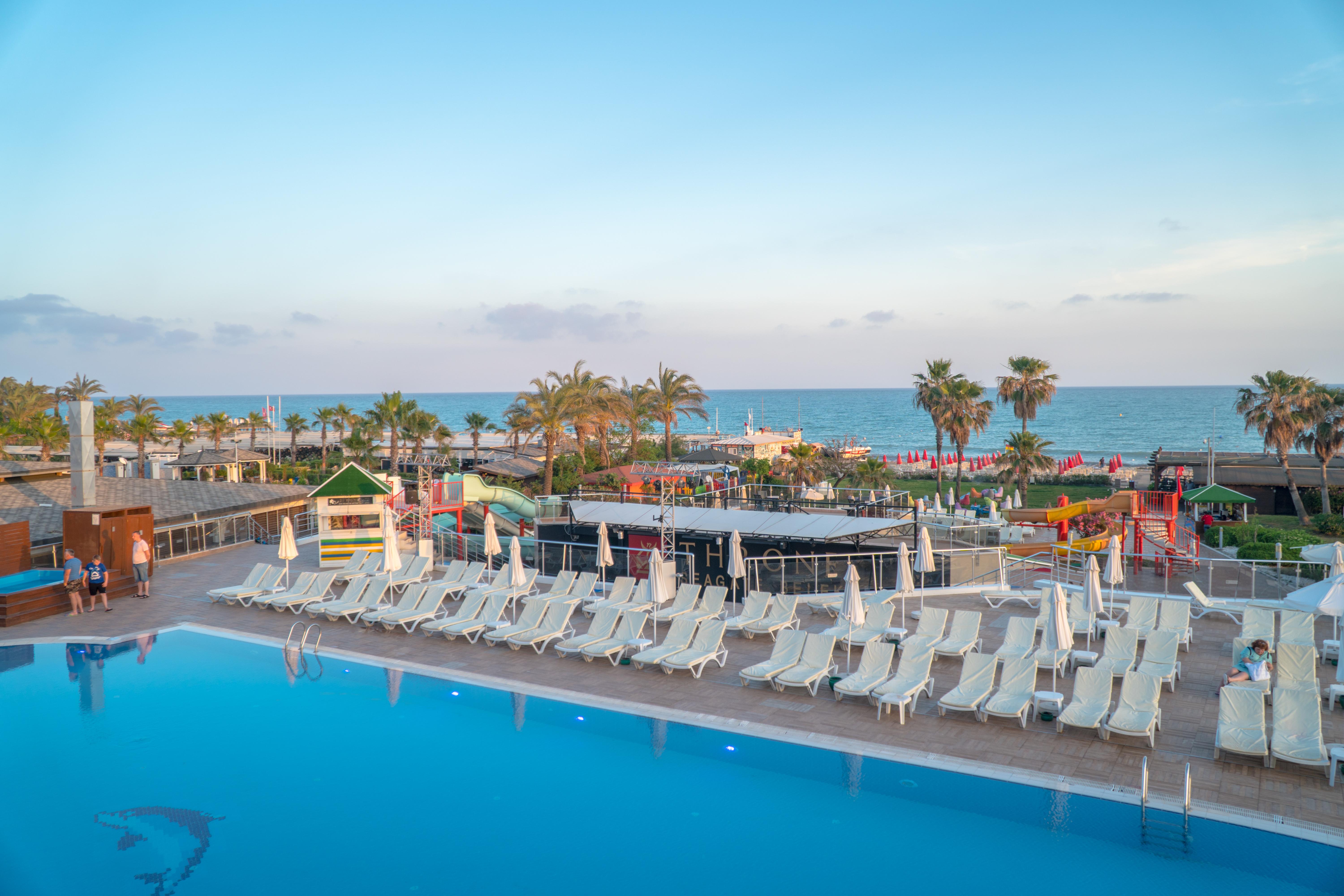 Throne Seagate Belek Hotel Bagian luar foto
